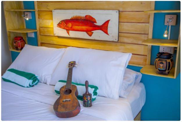 Flotsam And Jetsam Artist Beach Hostel San Juan  Ngoại thất bức ảnh
